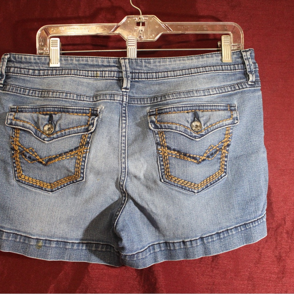a.n.a. A New Approach Blue Denim Shorts size 31/12